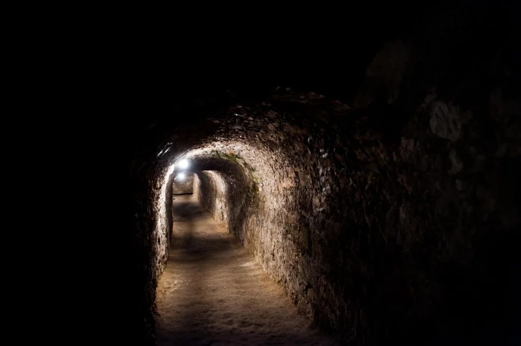 Photo of a tunnel in one of the catacombs